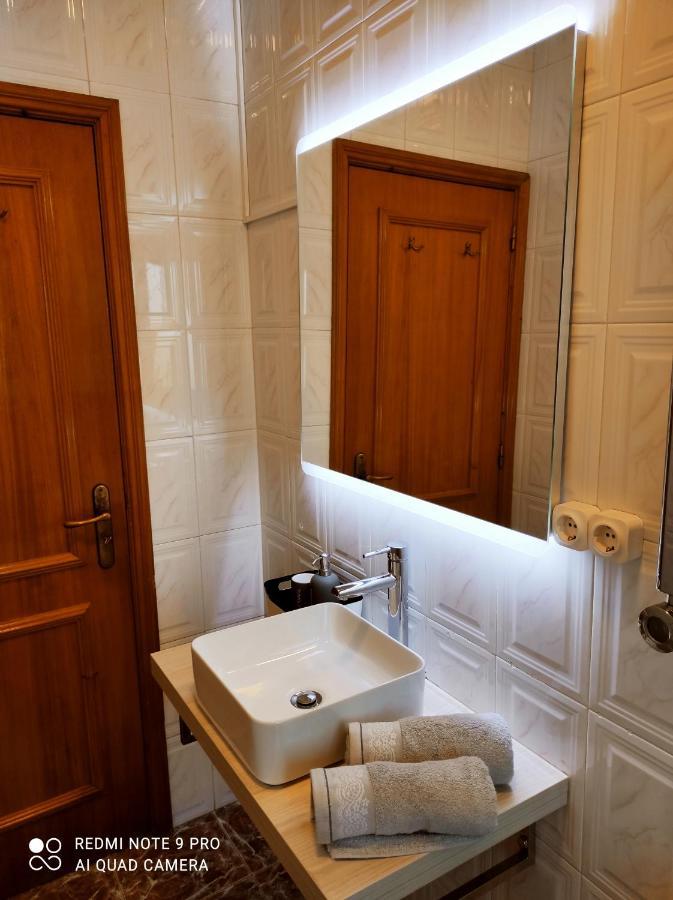 Casa Alem Rio - Quartos Para 6 Hospedes Em Santo Tirso Exterior foto
